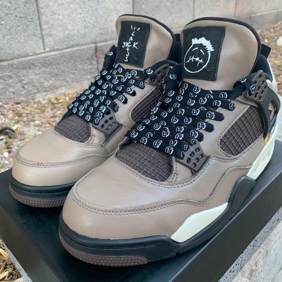 Size 10.5 - Picture 3 of 5